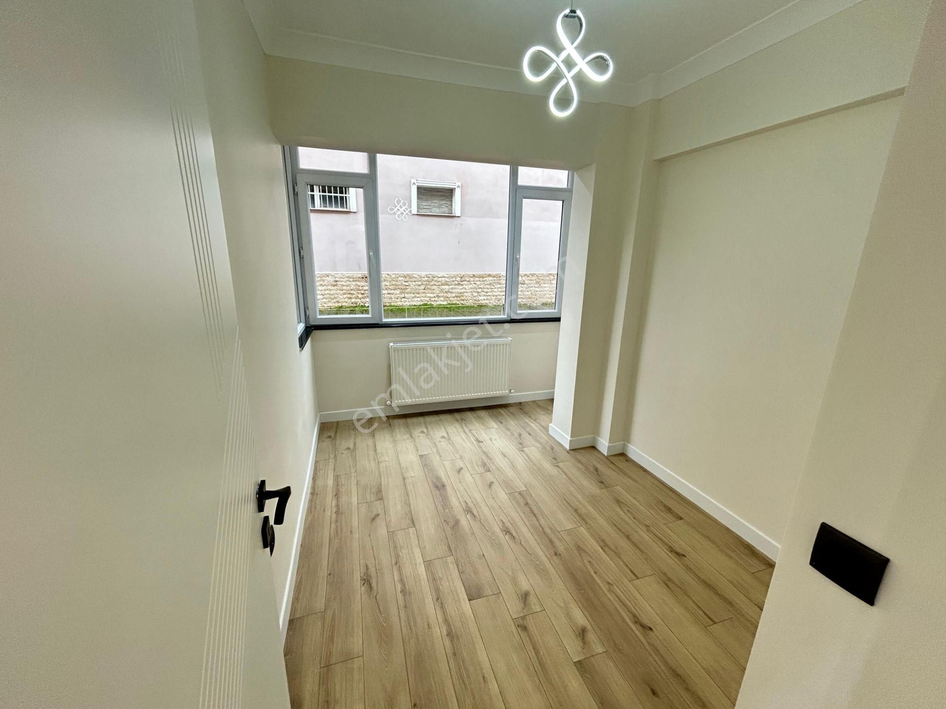 Taner'den Sokullu Caddesinde 3+1 Balkonlu Kombili Yüksek Giriş - Görsel 26