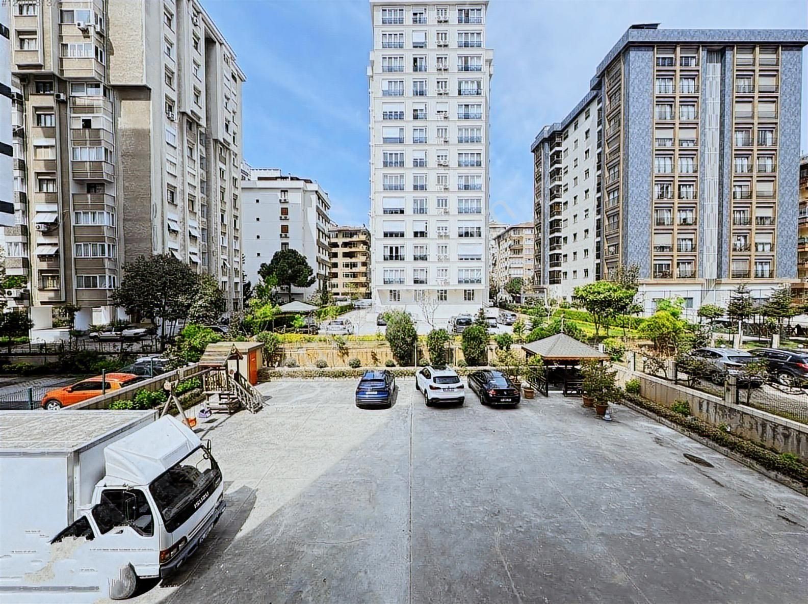 Erenköy'de Ethem Efendi Caddesine Kesişim 2+1 Satılık Daire - Görsel 6