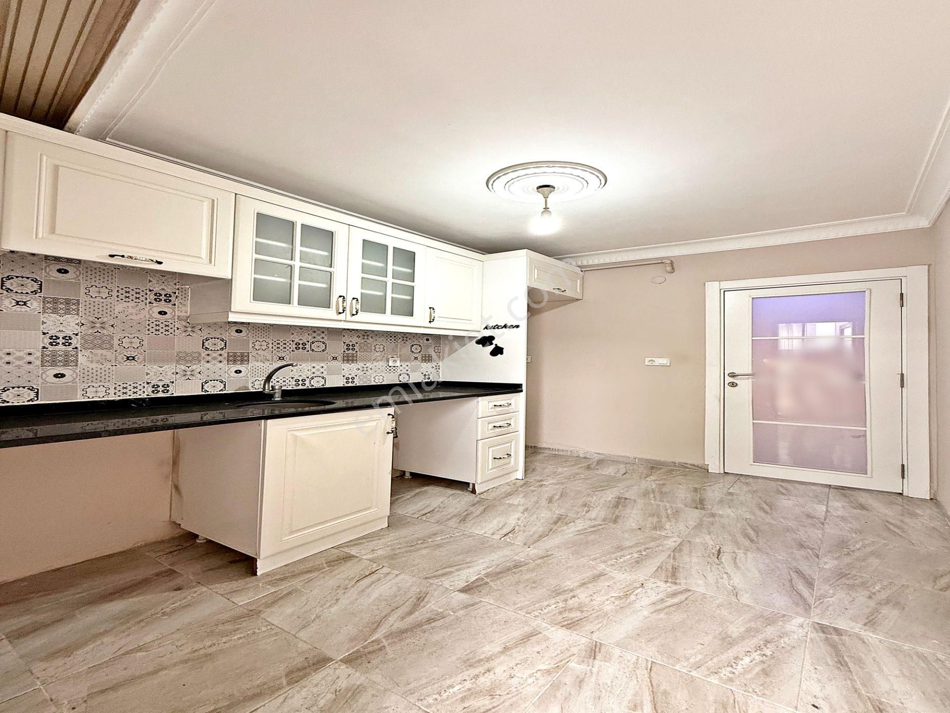 Kıraç Hürriyet Mahallesinde İskanlı Krediye Uygun 2+1 Ara Kat !! - Görsel 4