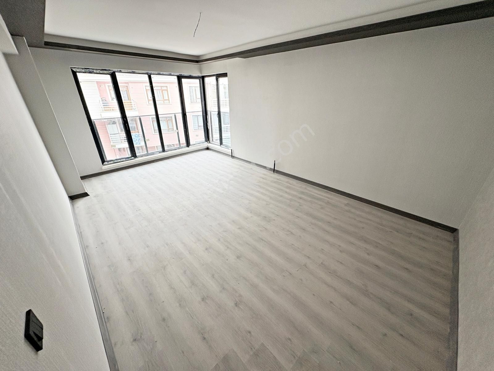 3+1 1.kat Geniş Ayvalı Seval Caddesi Paraleli Oturuma Hazır - Görsel 11