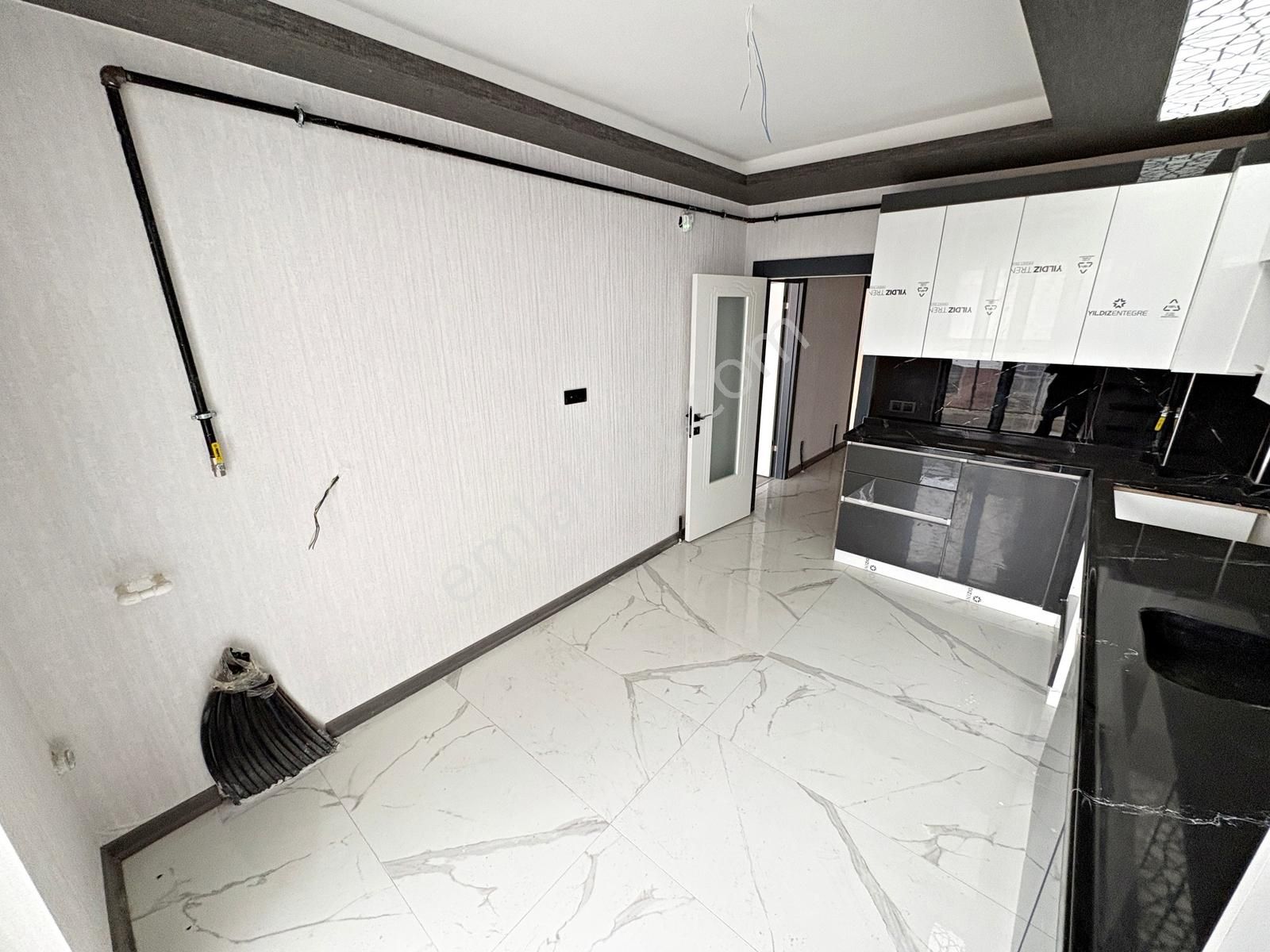 3+1 1.kat Geniş Ayvalı Seval Caddesi Paraleli Oturuma Hazır - Görsel 8