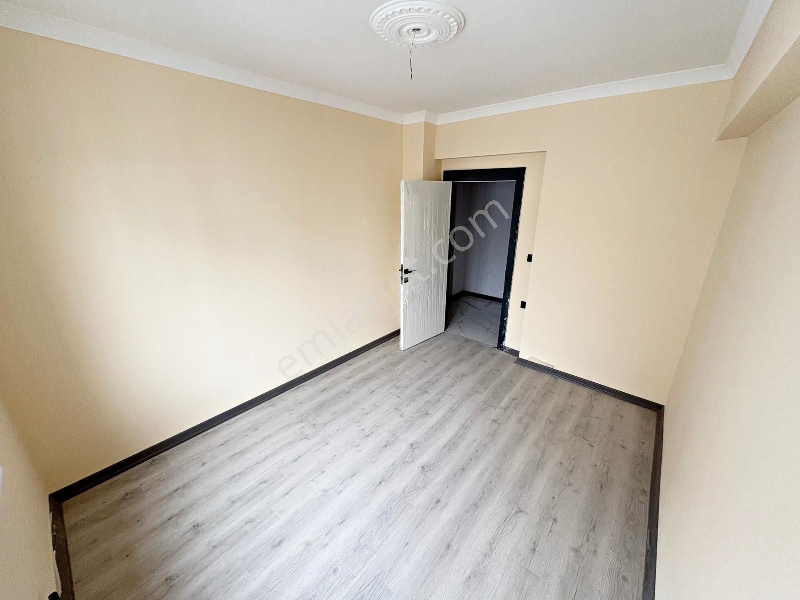 3+1 1.kat Geniş Ayvalı Seval Caddesi Paraleli Oturuma Hazır - Görsel 20