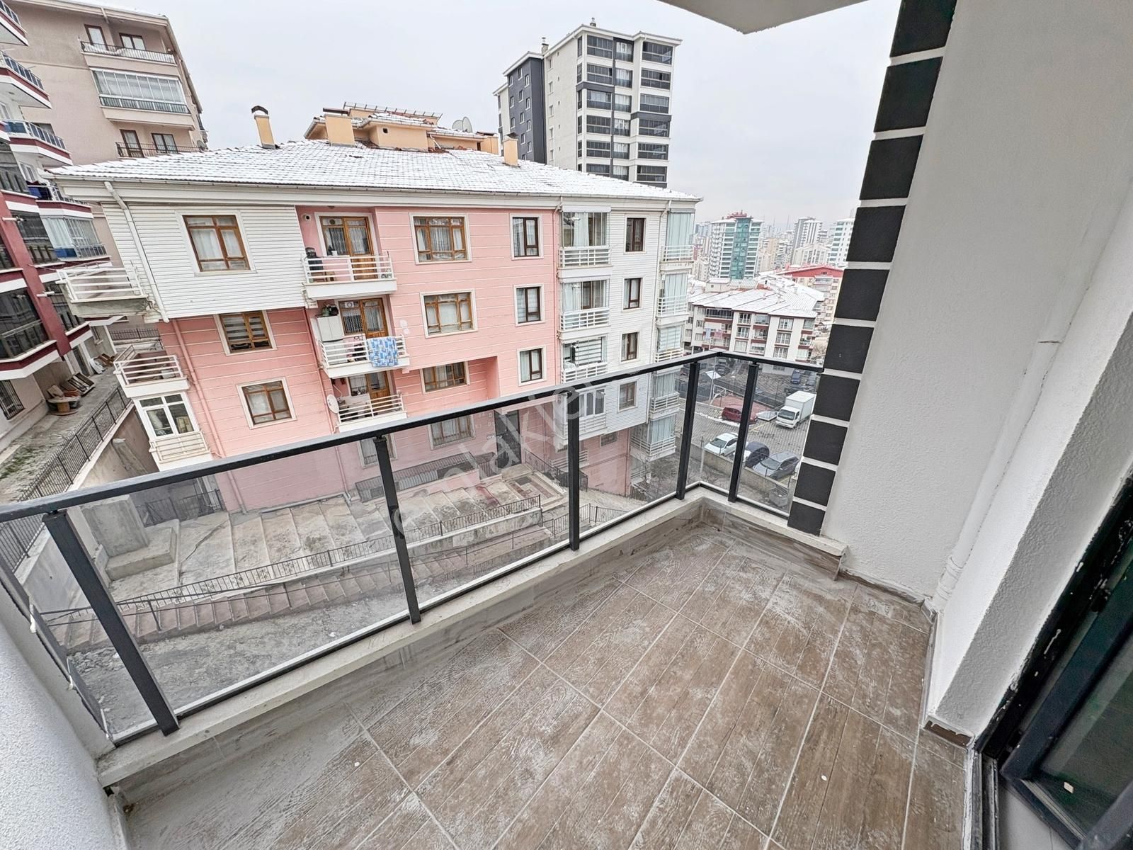 3+1 1.kat Geniş Ayvalı Seval Caddesi Paraleli Oturuma Hazır - Görsel 10