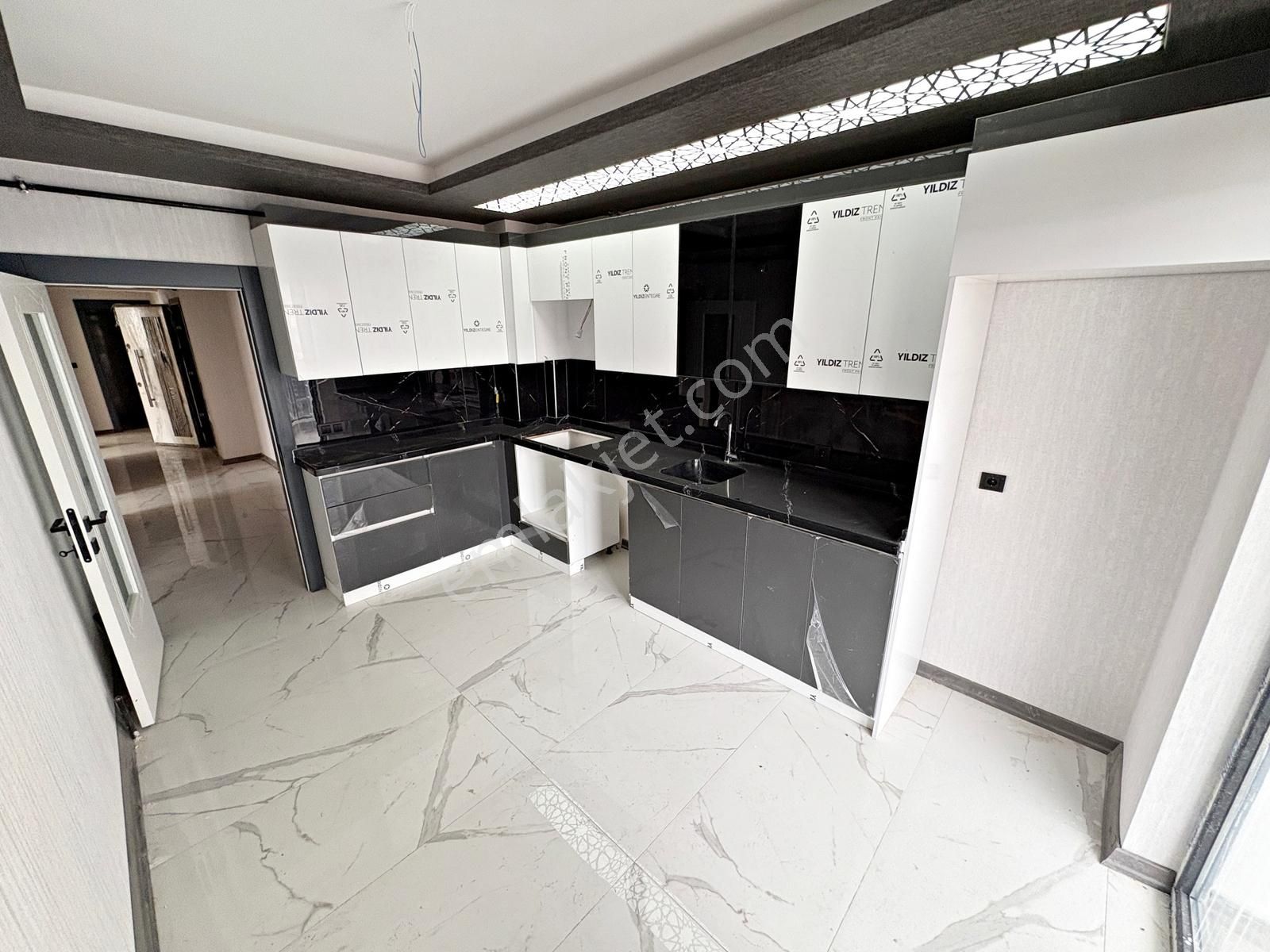 3+1 1.kat Geniş Ayvalı Seval Caddesi Paraleli Oturuma Hazır - Görsel 6