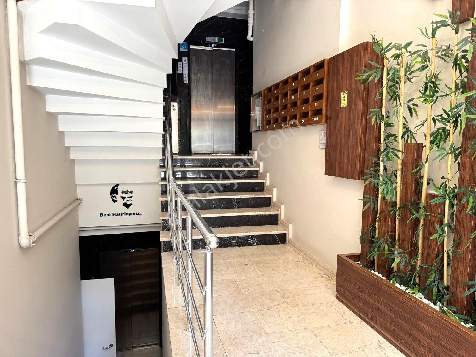 Oben'den Caddebostan Sahilde Ara Kat İskanlı 1+1 48 M² Net - Görsel 25