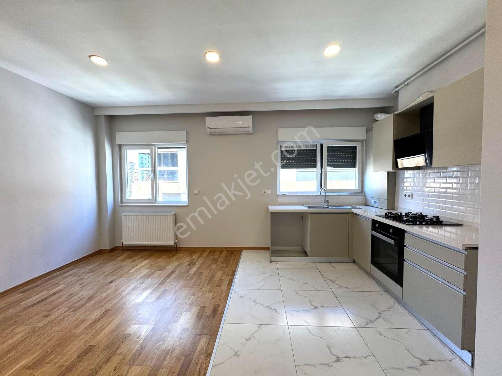 Oben'den Caddebostan Sahilde Ara Kat İskanlı 1+1 48 M² Net - Görsel 4