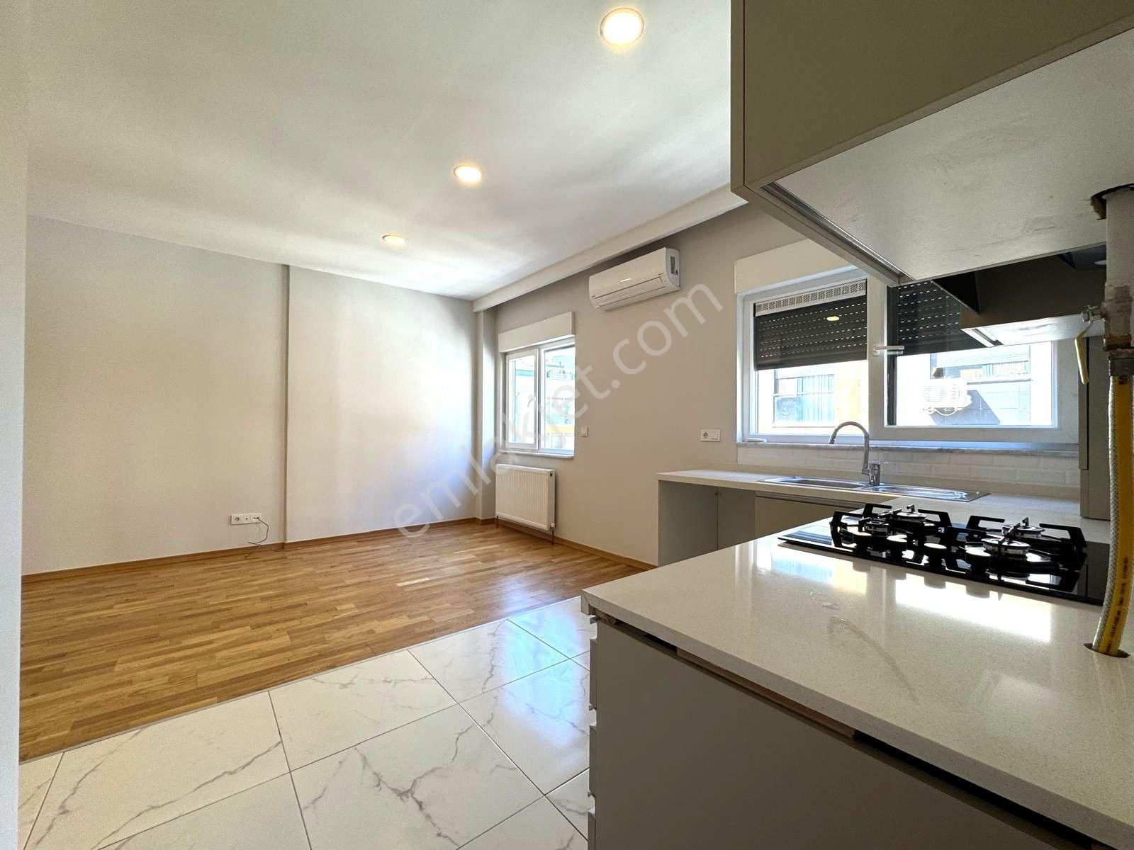 Oben'den Caddebostan Sahilde Ara Kat İskanlı 1+1 48 M² Net - Görsel 5