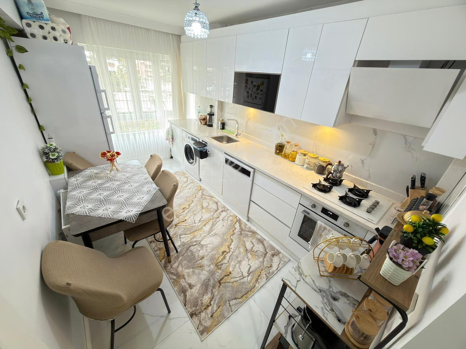 Kariyer'den Çambaşı Cad. Paraleli Asansörlü Lüx Yapılı Giriş 3+1 - Görsel 16