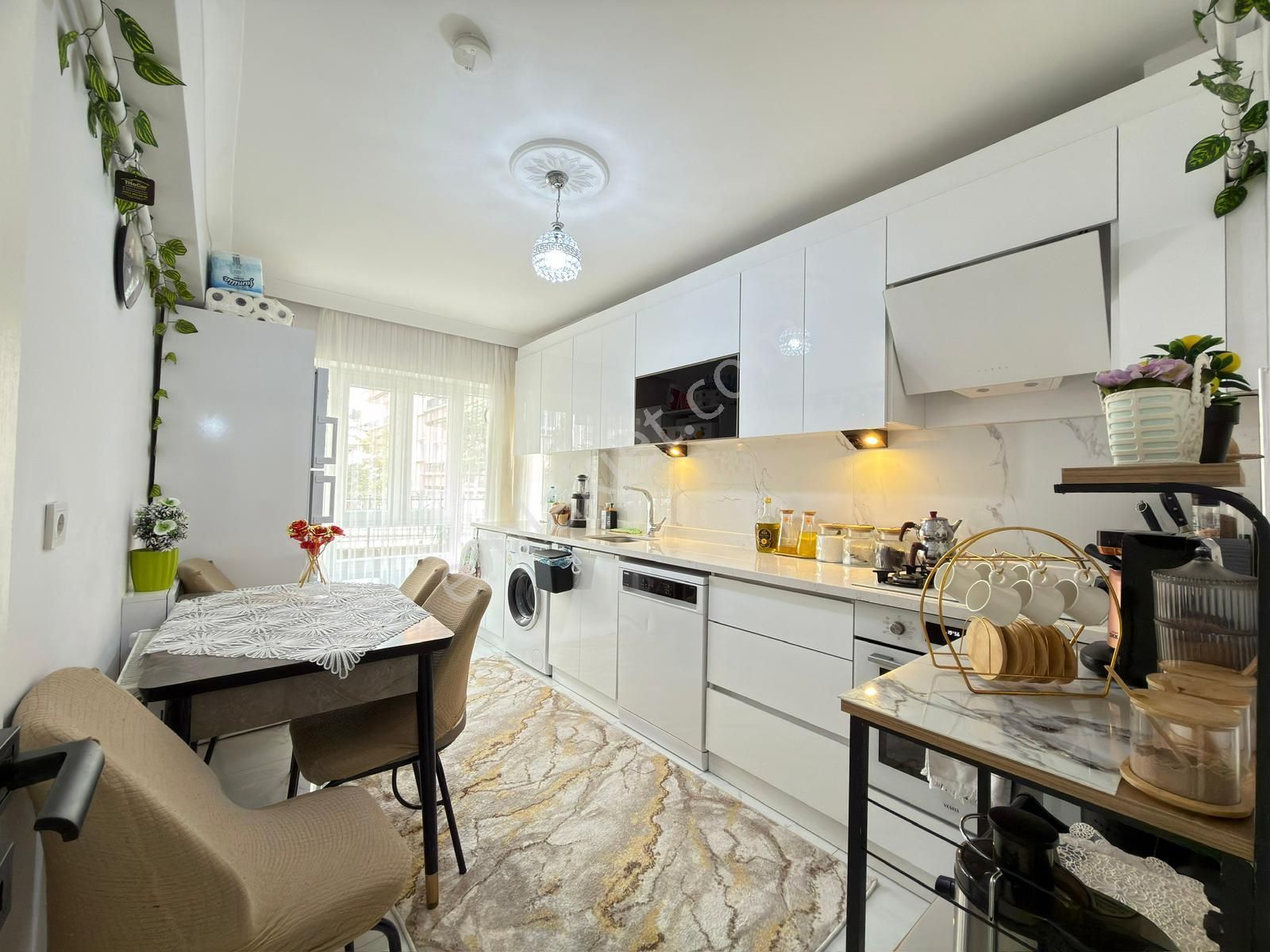 Kariyer'den Çambaşı Cad. Paraleli Asansörlü Lüx Yapılı Giriş 3+1 - Görsel 14