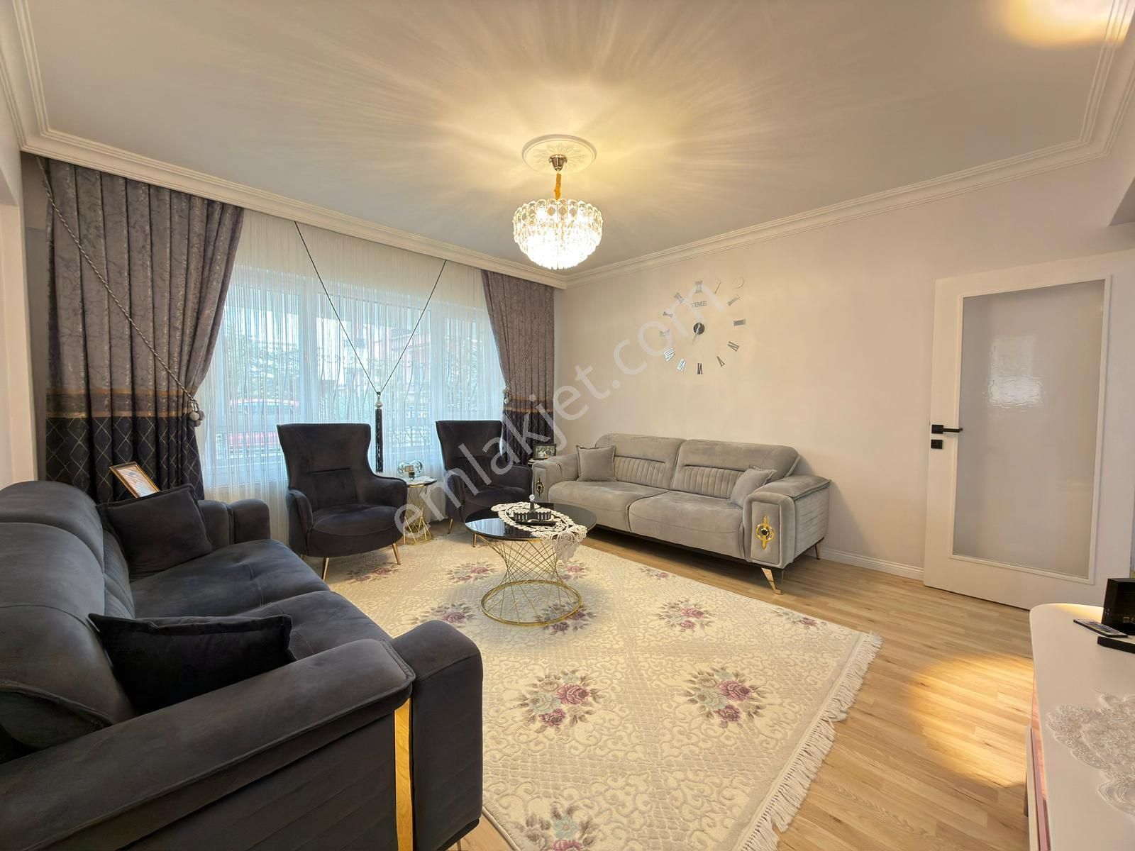 Kariyer'den Çambaşı Cad. Paraleli Asansörlü Lüx Yapılı Giriş 3+1 - Görsel 3