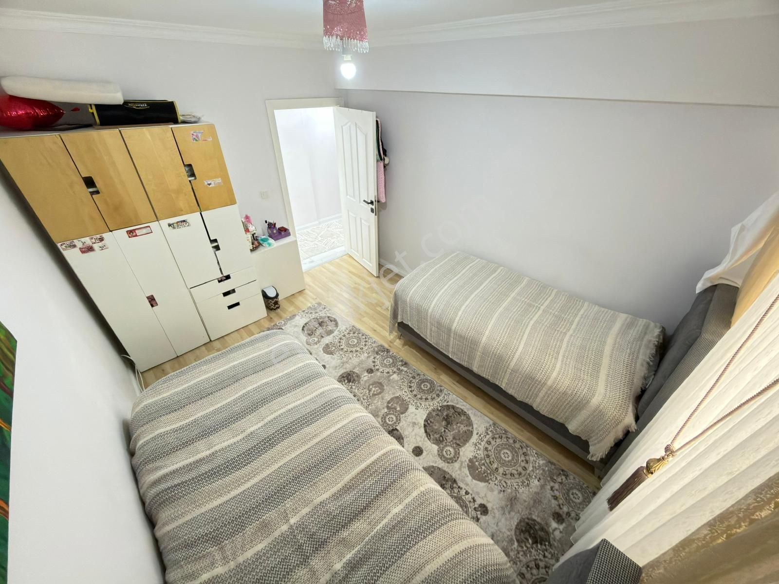 Kariyer'den Çambaşı Cad. Paraleli Asansörlü Lüx Yapılı Giriş 3+1 - Görsel 32