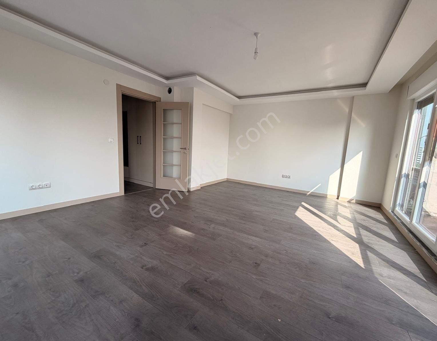 Bostancıda Şenesenevlerde 3+1 84m2 Net Deniz Manzaralı Satılık - Görsel 6