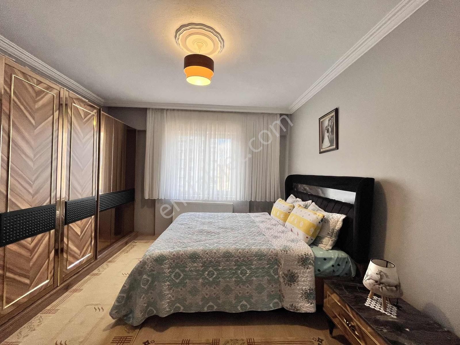 Şehitlik Mahallesi Satılık 4+1 Fırsat Daire - Görsel 8