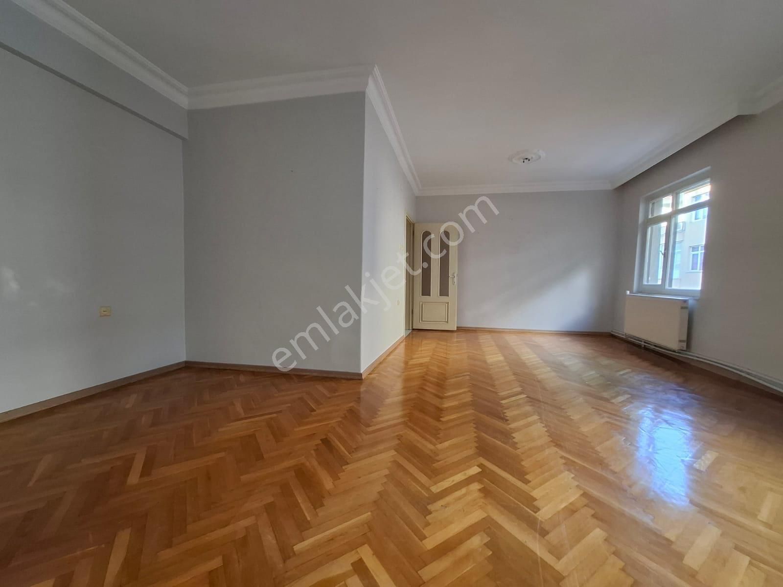 Furkan Emlaktan Bahçelievler Mah 3+1 2.kat 130 M2 Çift Balkonlu Asansörlü Arakat Fırsat Daire - Görsel 11