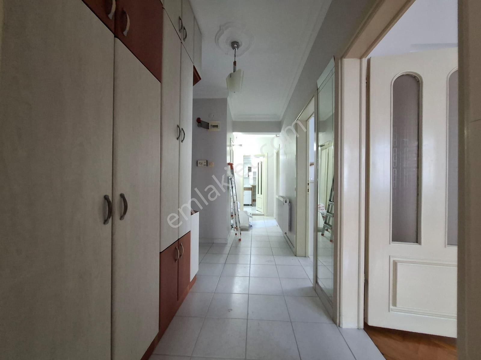 Furkan Emlaktan Bahçelievler Mah 3+1 2.kat 130 M2 Çift Balkonlu Asansörlü Arakat Fırsat Daire - Görsel 7