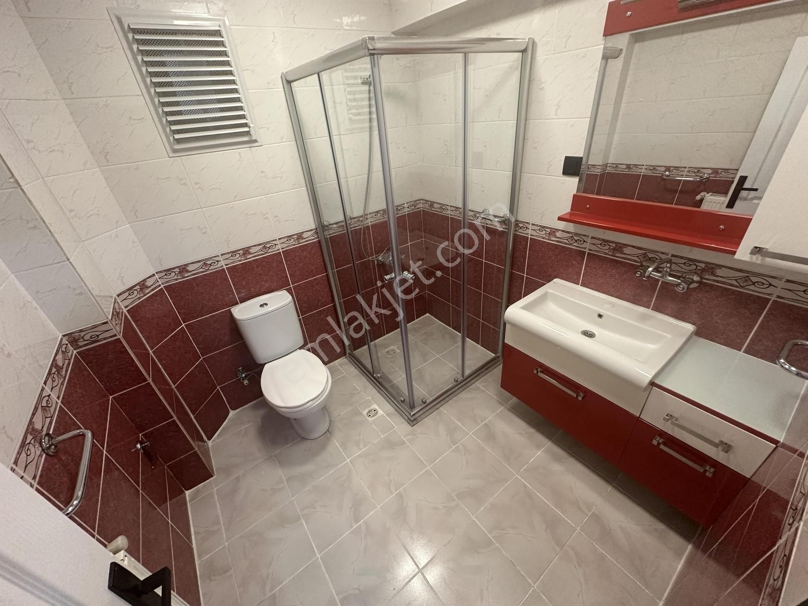 Bakırhan Emlak'tan Lüks Yapıda Merkezi Konumda 3+1 Kupon Daire █ - Görsel 27