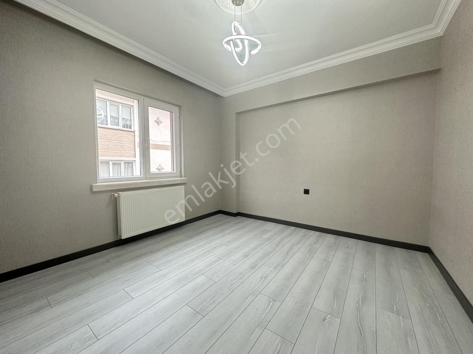 Bakırhan Emlak'tan Lüks Yapıda Merkezi Konumda 3+1 Kupon Daire █ - Görsel 22