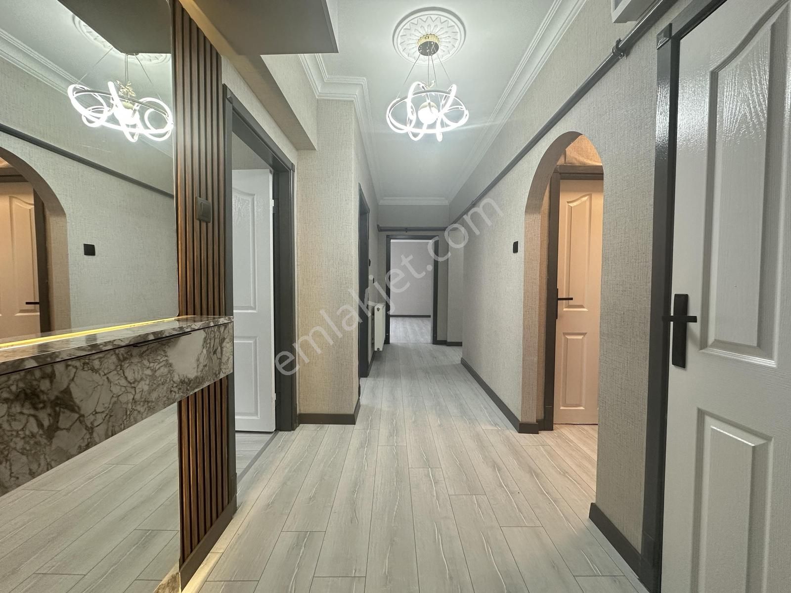 Bakırhan Emlak'tan Lüks Yapıda Merkezi Konumda 3+1 Kupon Daire █ - Görsel 29