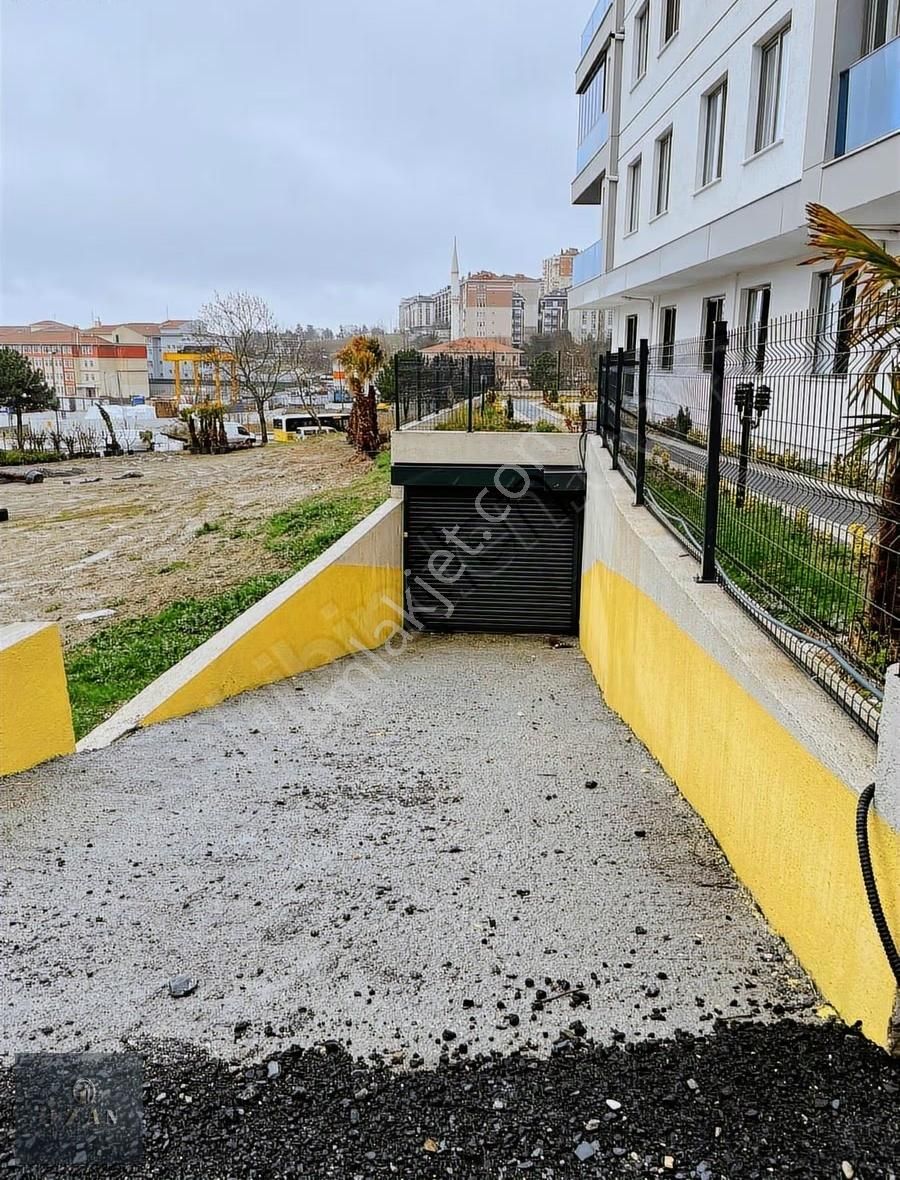 Ozan Emlaktan Marinaya Yakın 2+1 100m2 Sıfır Otoparklı Daire - Görsel 25