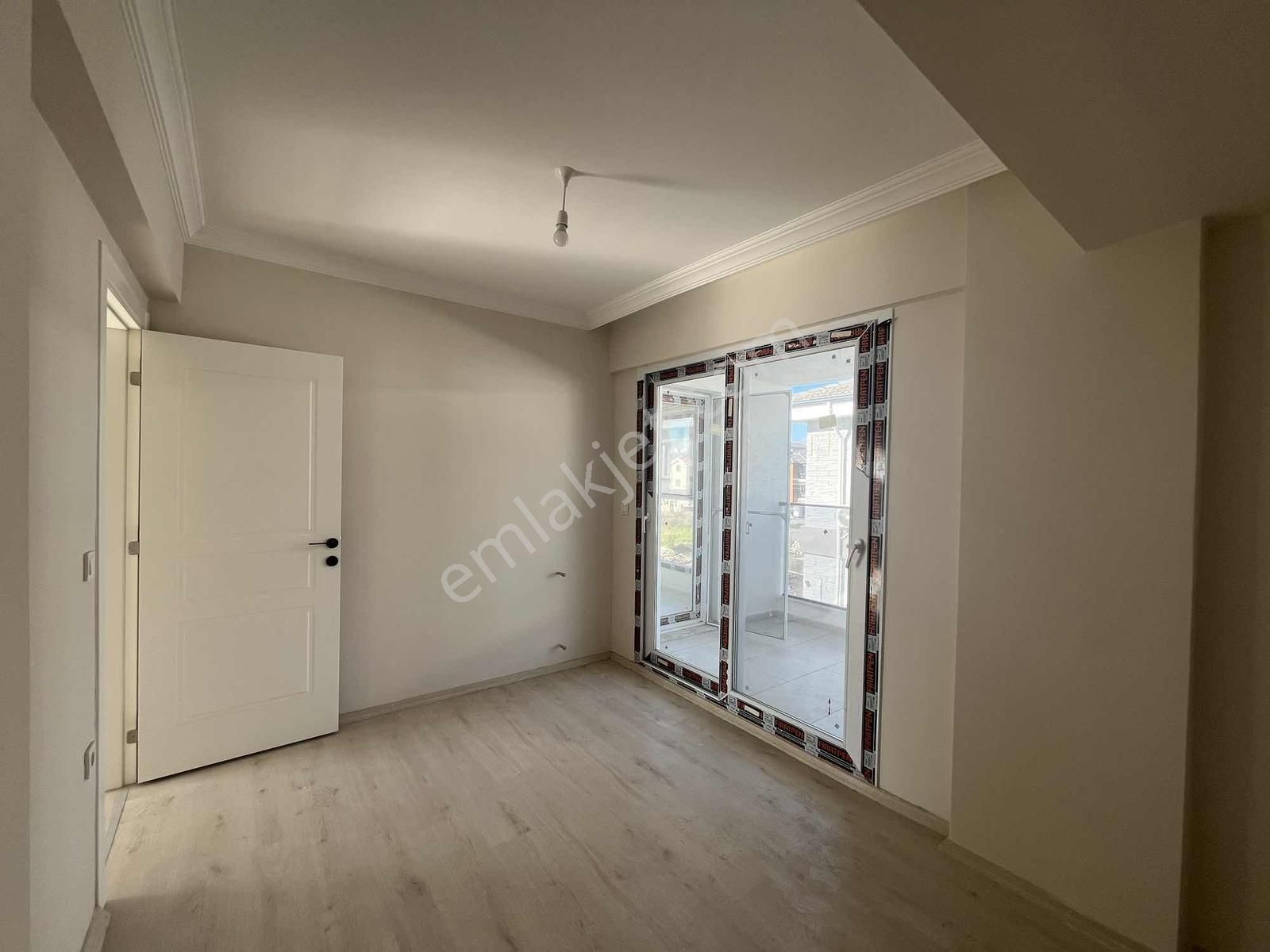 Havuzlu Satılık 2+1 Daire - Görsel 5