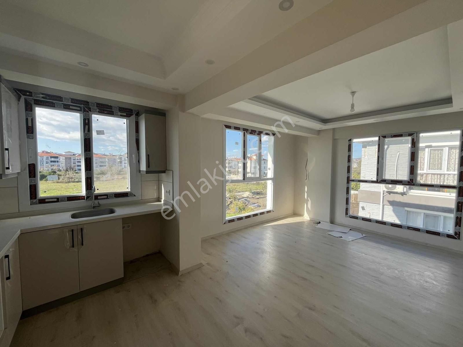 Havuzlu Satılık 2+1 Daire - Görsel 10