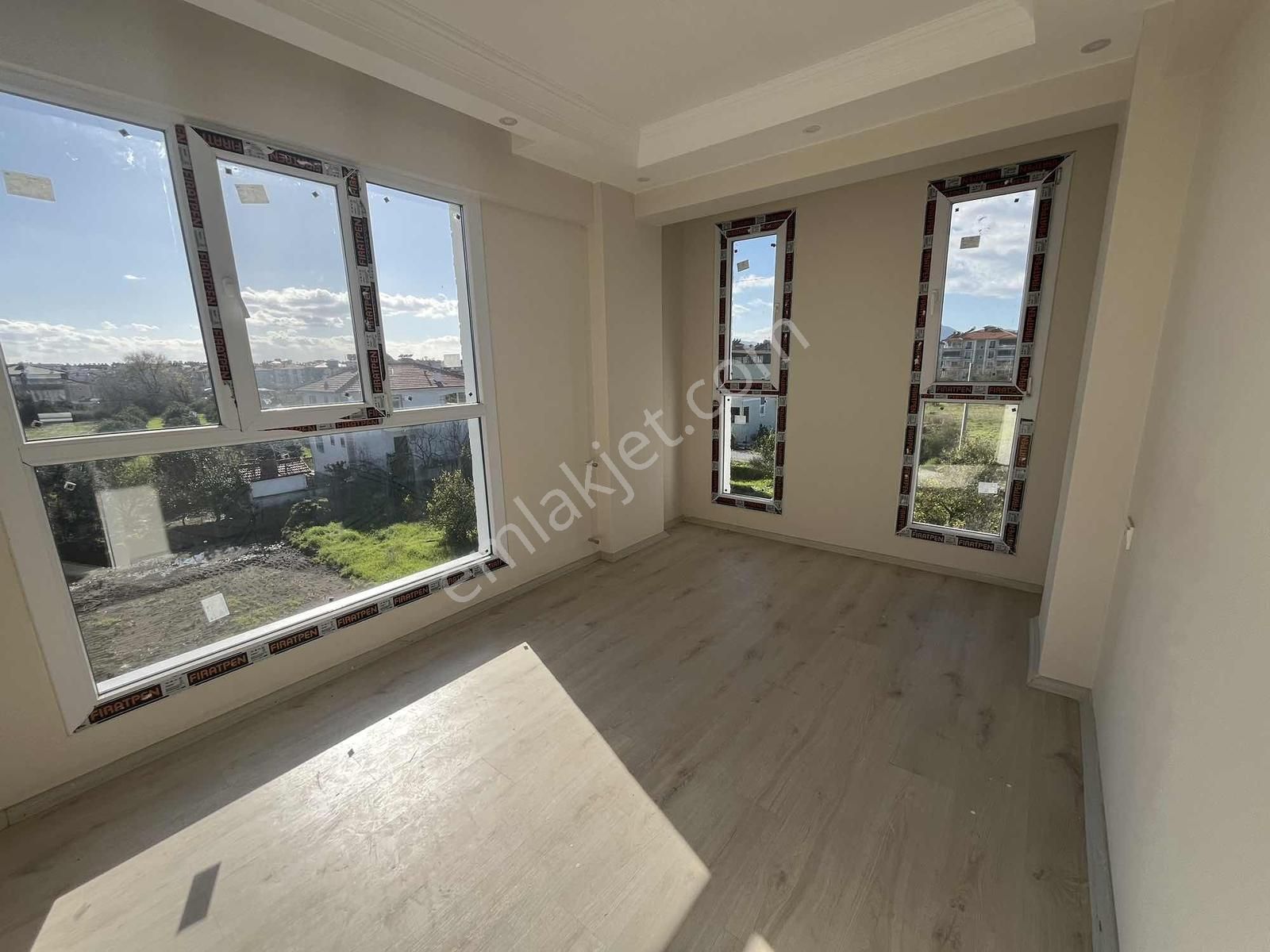 Havuzlu Satılık 2+1 Daire - Görsel 7