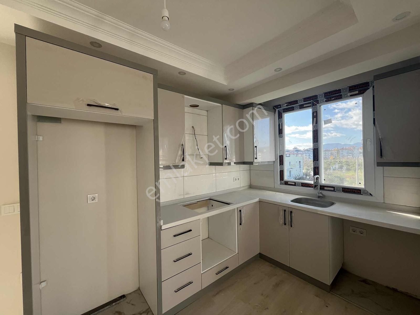 Havuzlu Satılık 2+1 Daire - Görsel 18