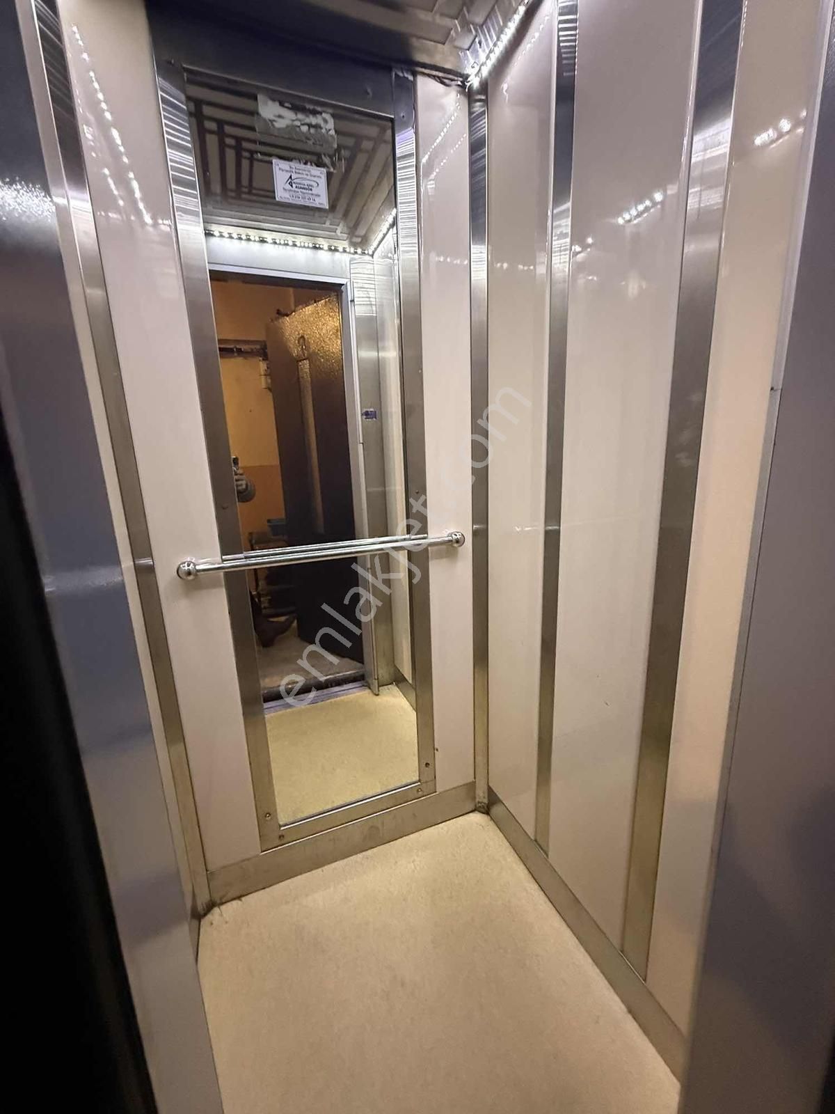 Emlak Center'dan Alaybey Mah Satılık 5+2 Dubleks Daire - Görsel 13