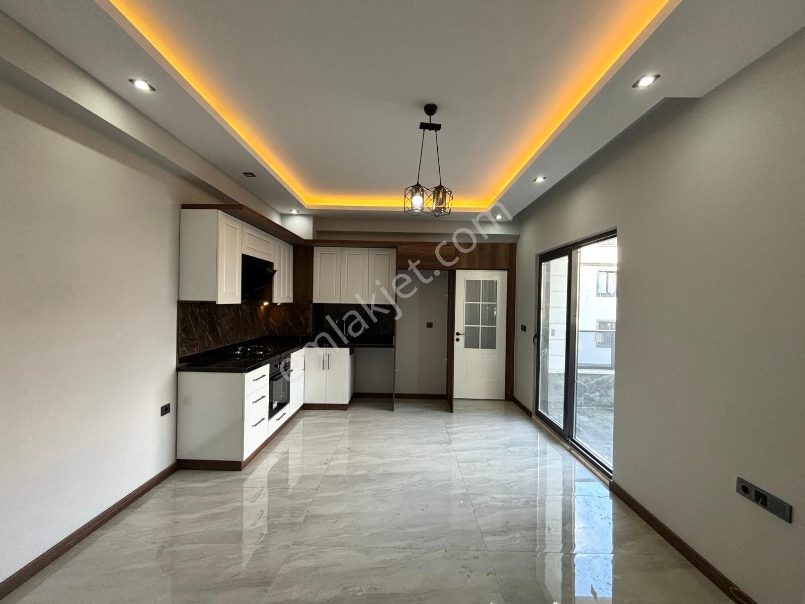 🏡referans'tan Akçay'da Hayalleri Süsleyen Modern Tasarımlı Çift Balkonlu 1+1 Daire - Görsel 2