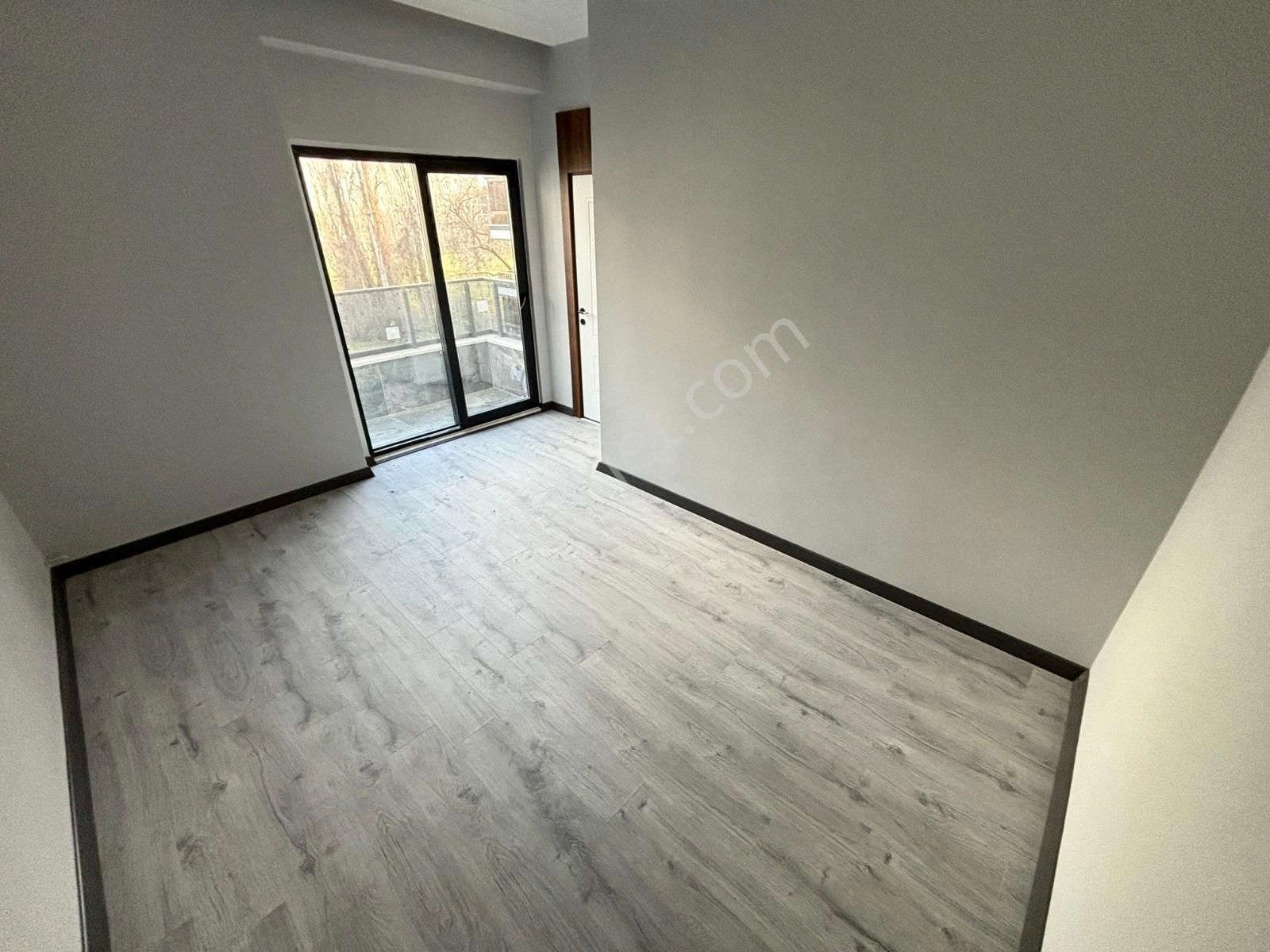 🏡referans'tan Akçay'da Hayalleri Süsleyen Modern Tasarımlı Çift Balkonlu 1+1 Daire - Görsel 20