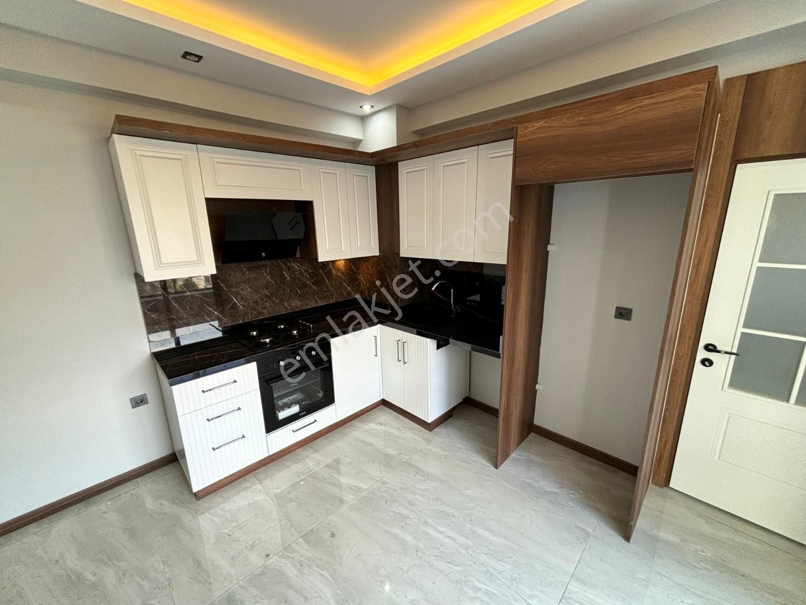 🏡referans'tan Akçay'da Hayalleri Süsleyen Modern Tasarımlı Çift Balkonlu 1+1 Daire - Görsel 3