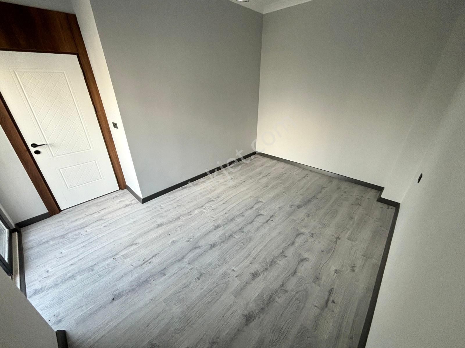 🏡referans'tan Akçay'da Hayalleri Süsleyen Modern Tasarımlı Çift Balkonlu 1+1 Daire - Görsel 21