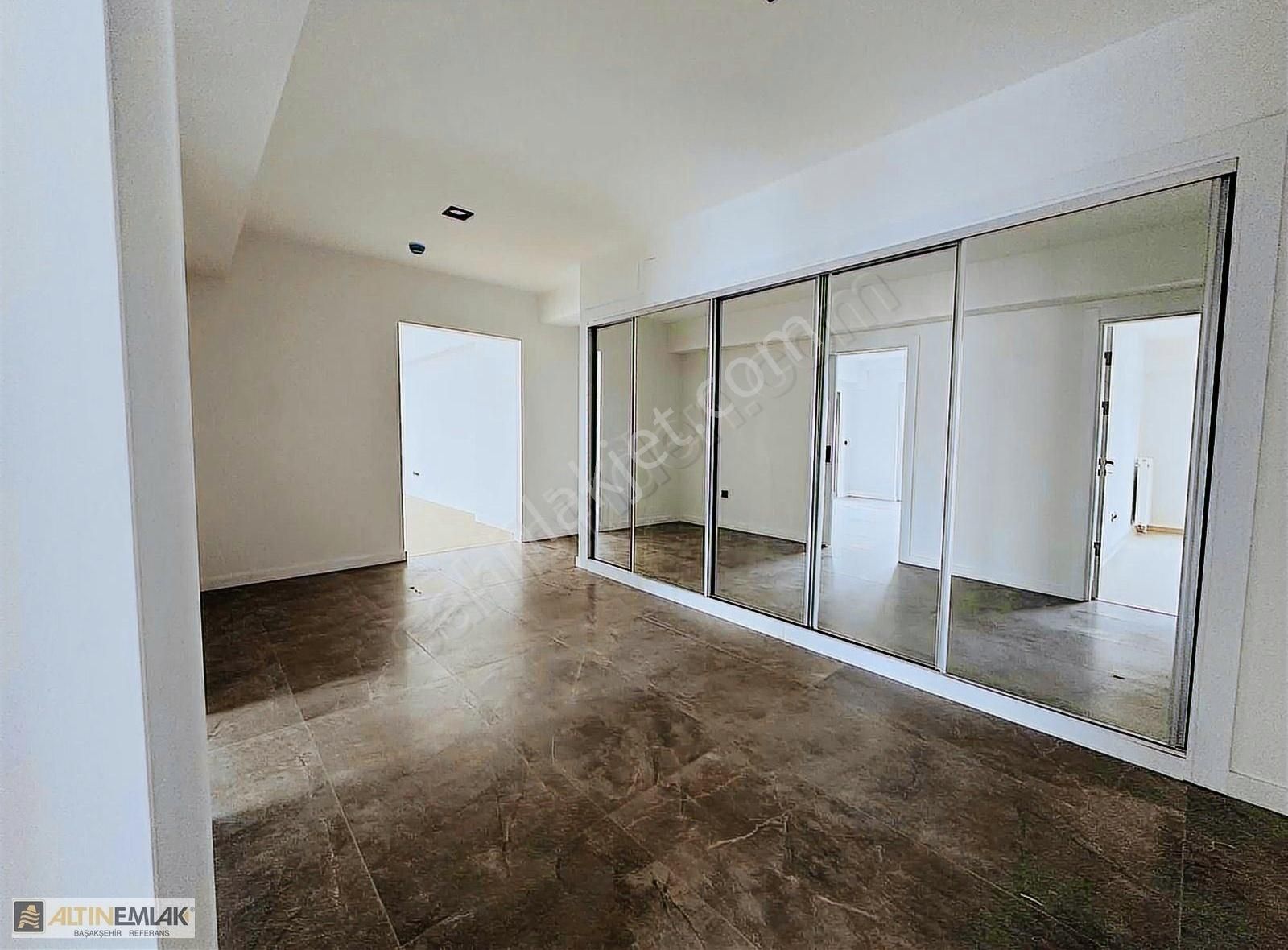 Başakşehir Başakport 5+1 308+207m2 Bahçeli Tapu Harcı Yok - Görsel 12