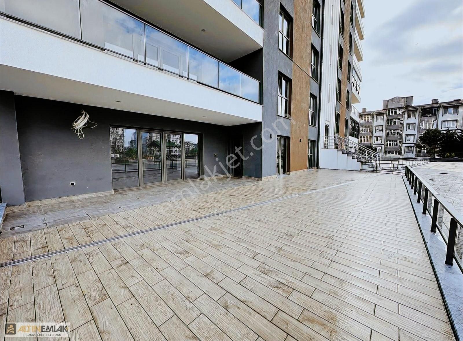 Başakşehir Başakport 5+1 308+207m2 Bahçeli Tapu Harcı Yok - Görsel 3