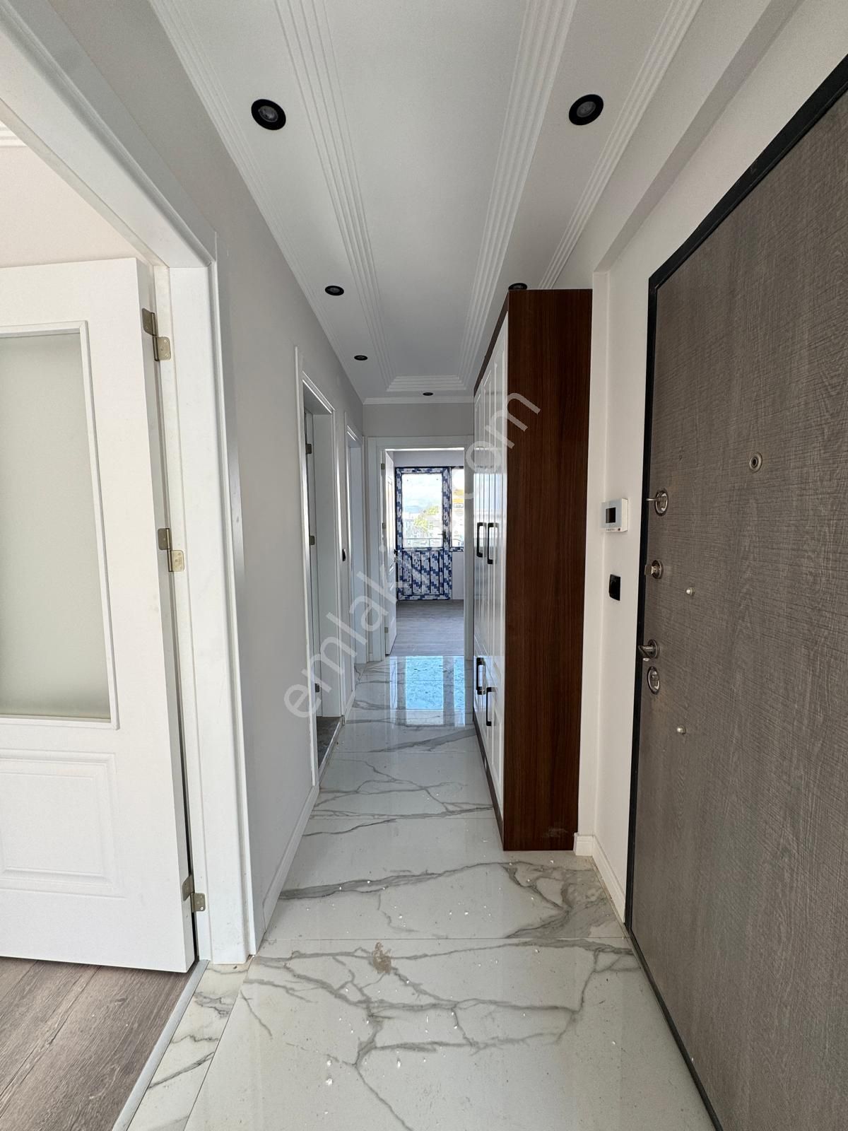 Zeki Emlak'tan Muradiye'de 2+1 Kapalı Mutfak Satılık Sıfır Daire - Görsel 19