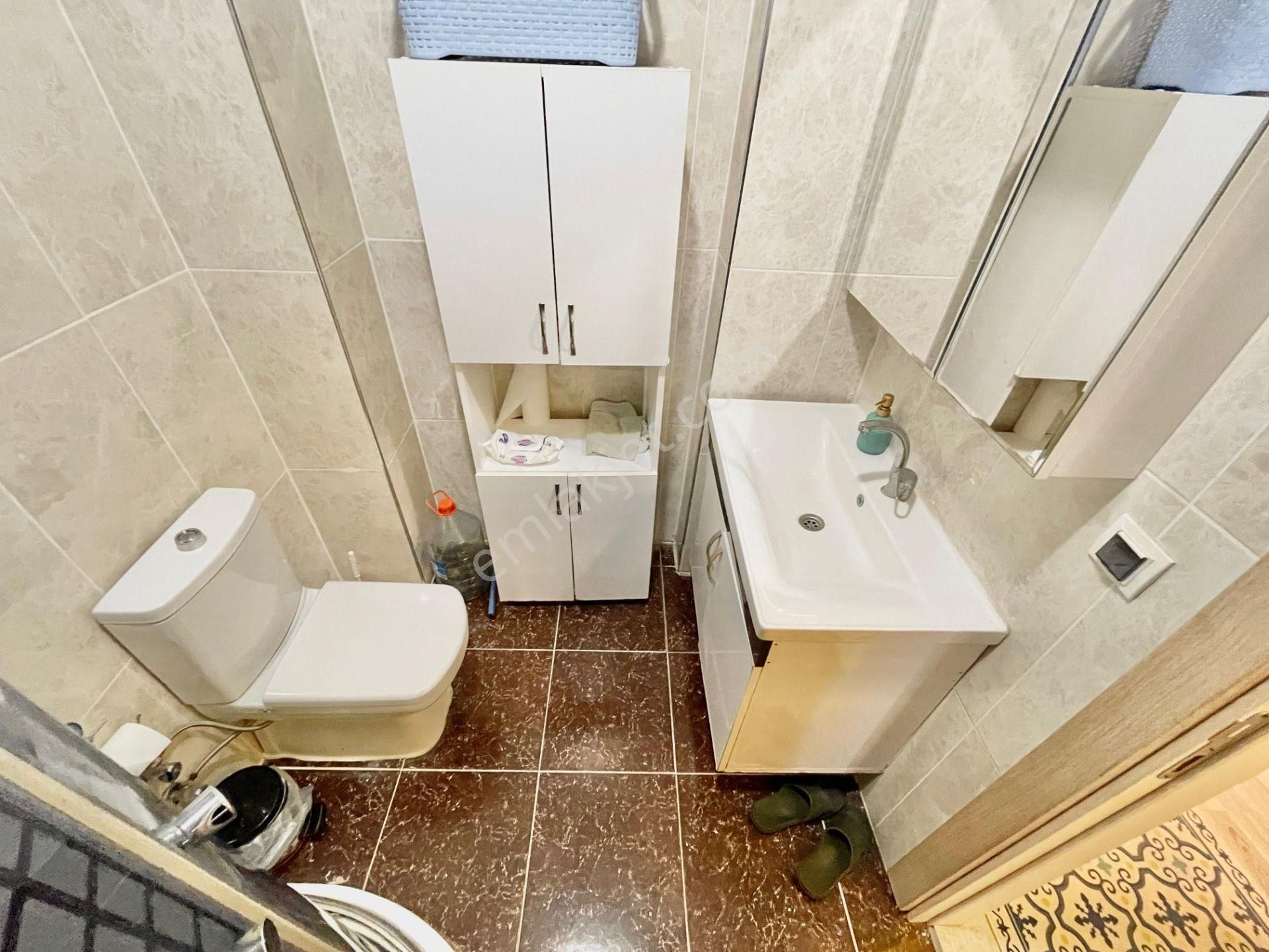 Berkay Demirel'den Altınkumda Ara Kat Geniş Kullanımlı 1+1 Daire - Görsel 27