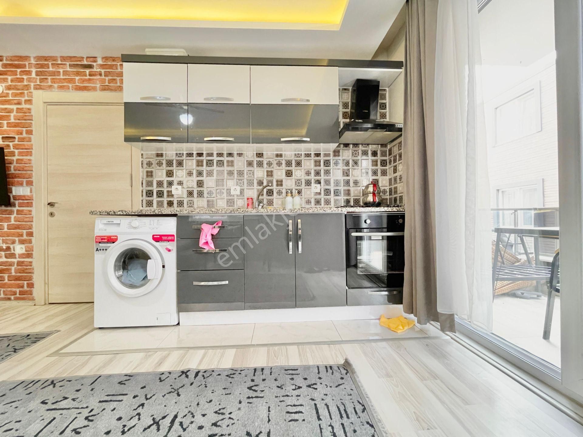 Berkay Demirel'den Altınkumda Ara Kat Geniş Kullanımlı 1+1 Daire - Görsel 20