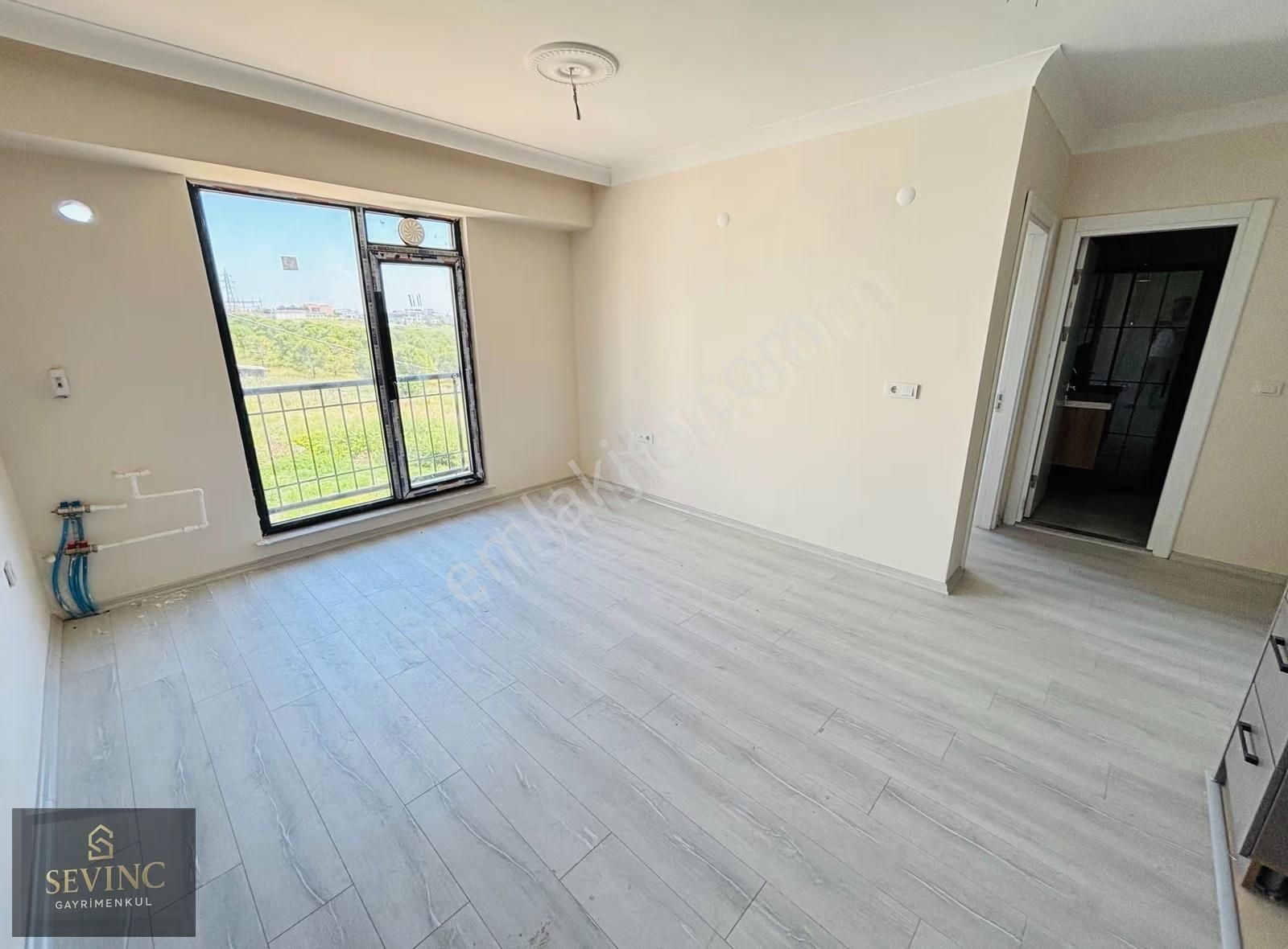 Sevinç'ten Yeni Mahallede Kapalı Otoparklı Asansörlü 1+1 Kiralık - Görsel 16