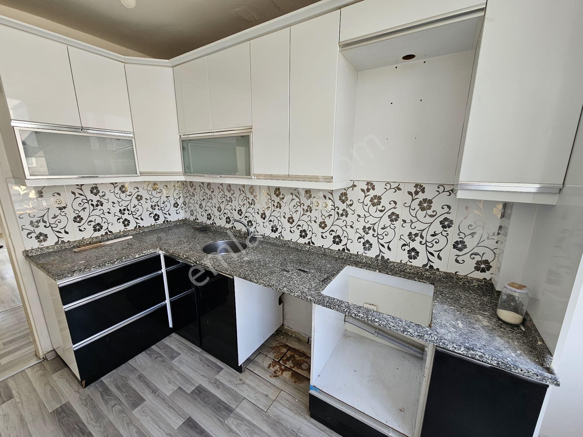 Evka-1 Betontaş'da Çift Cepheli 2+1 Temiz,sobalı Arakat - Görsel 2