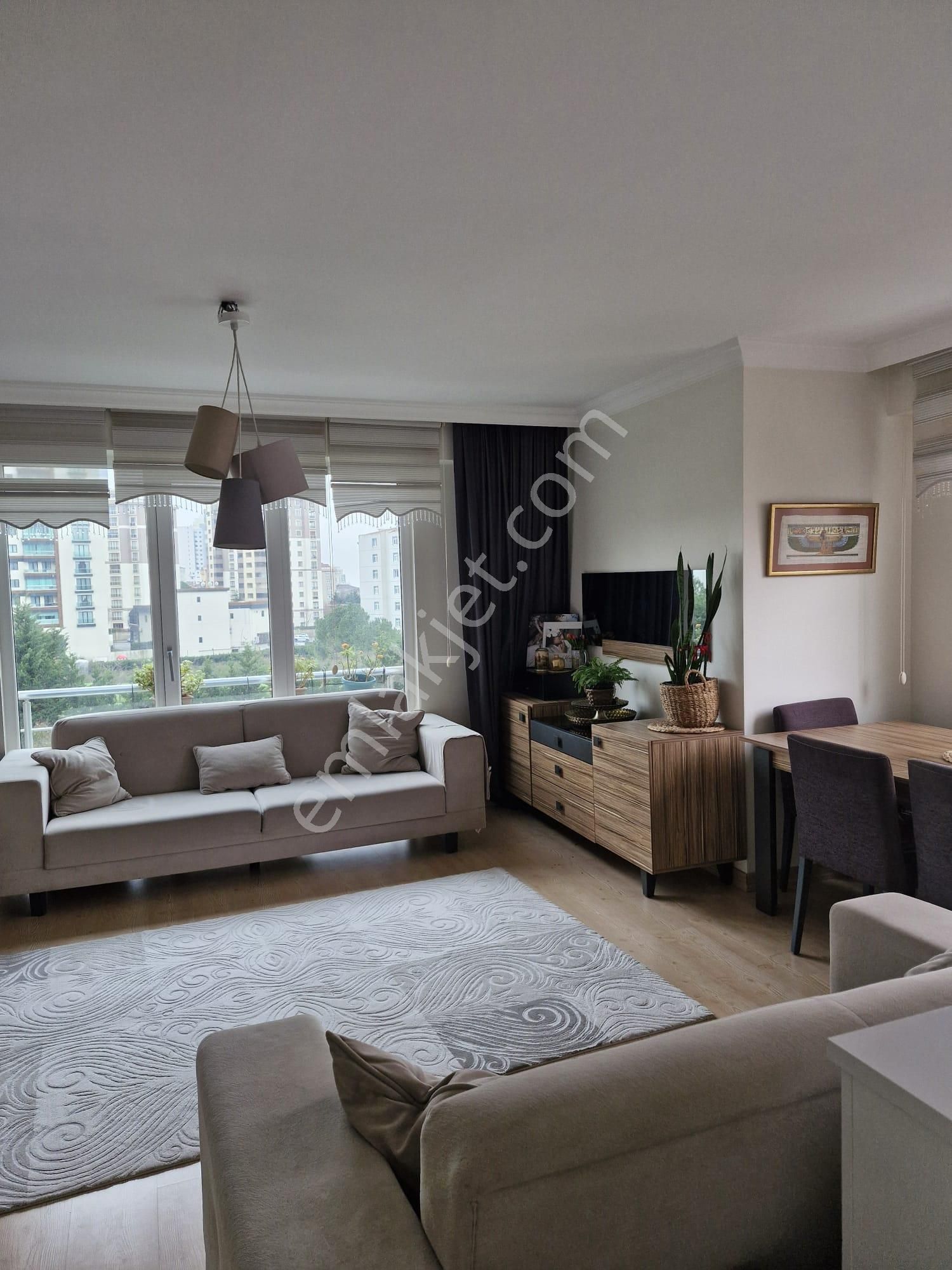 Gümüşpınar Mah Havuzlu-güvenlikli Site İçi 2+1 İskanlı Lüks Daire - Görsel 2