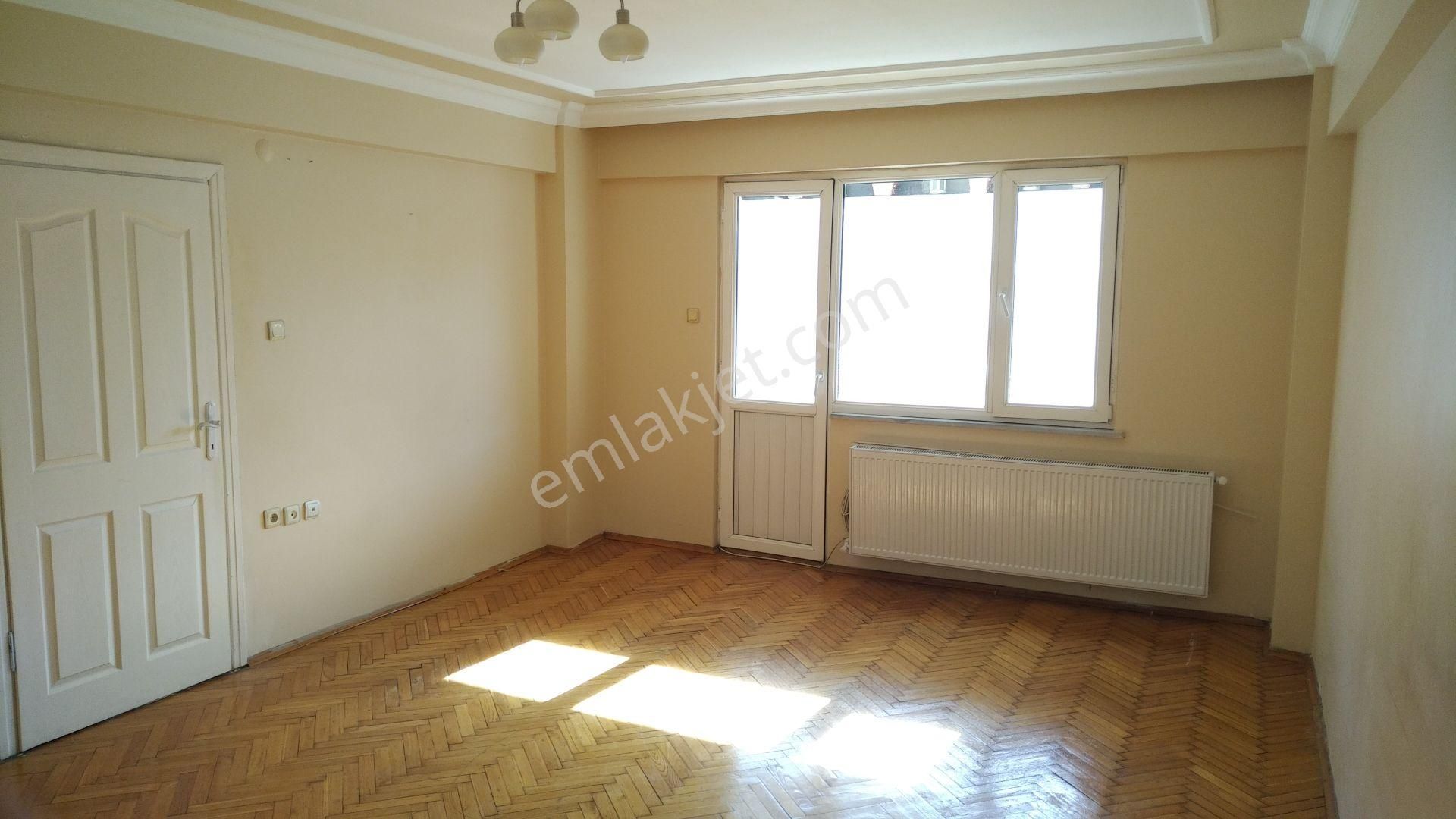 Mustafa Kemal Paşa'da 3+1 Daire Metrobus Yürüme Mesafesinde