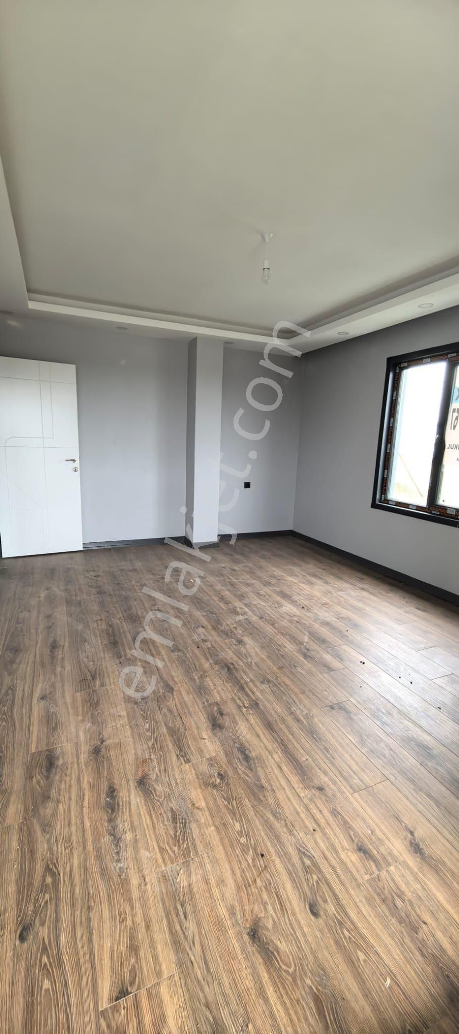 Yenice Sahile 330 Mt Mesafede 4+1+ Kiler Sıfır İskanlı Villa - Görsel 17