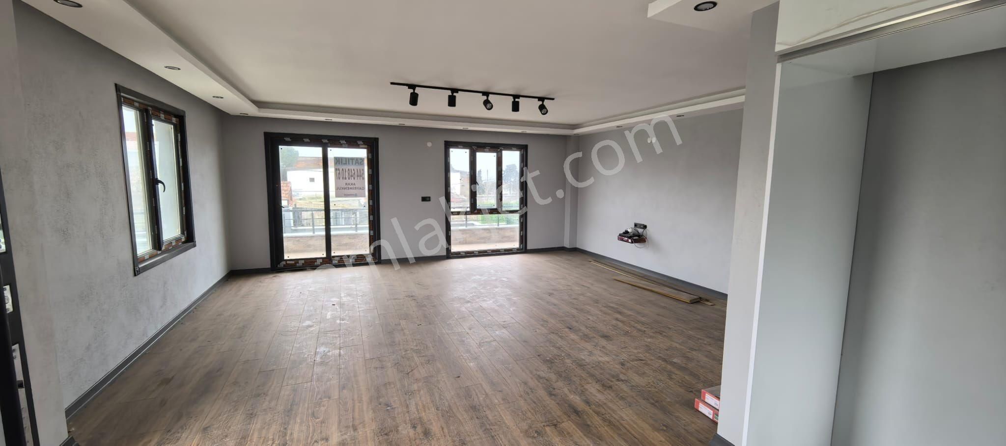 Yenice Sahile 330 Mt Mesafede 4+1+ Kiler Sıfır İskanlı Villa - Görsel 10