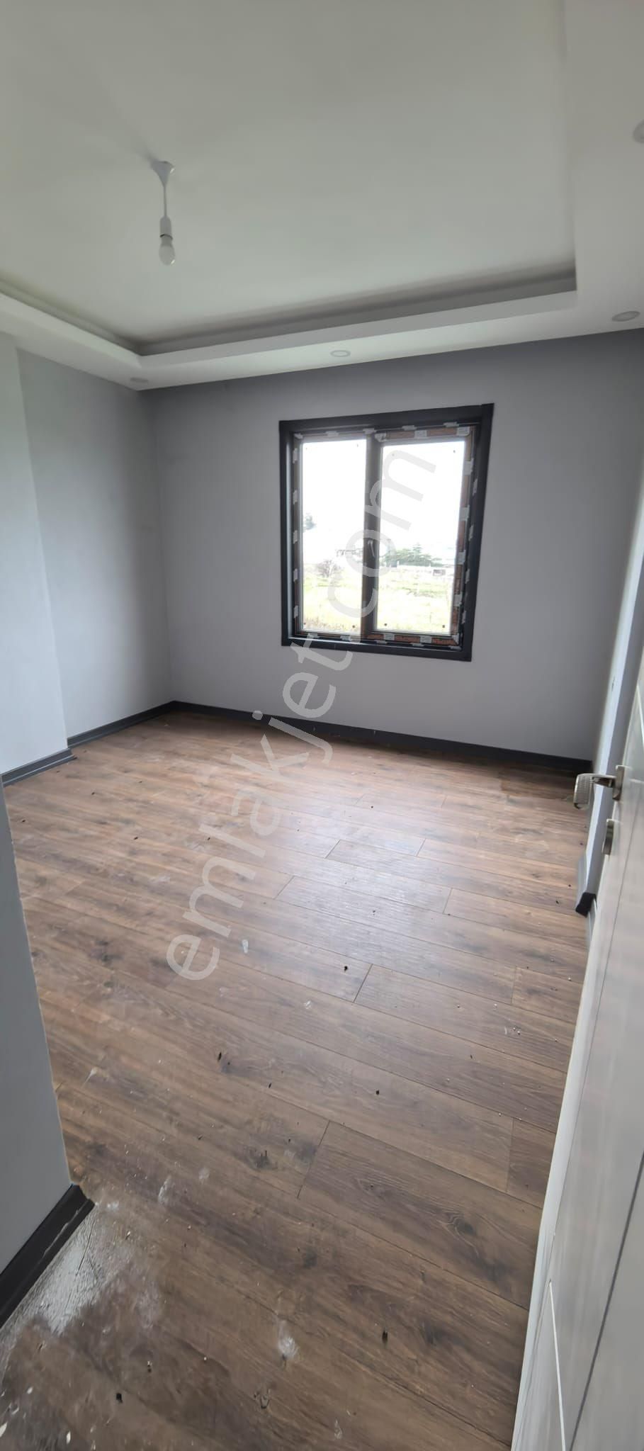 Yenice Sahile 330 Mt Mesafede 4+1+ Kiler Sıfır İskanlı Villa - Görsel 14