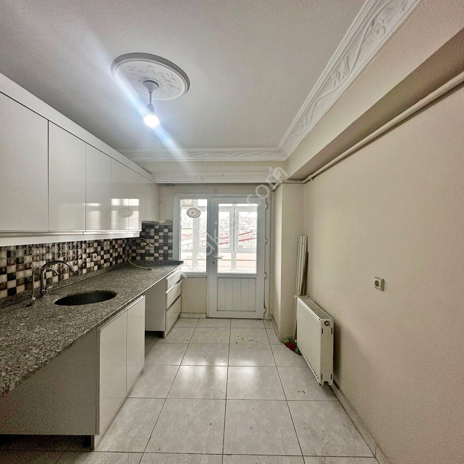 Pınar Mahallesinde İskanlı Ve Krediye Uygun Satılık Balkonlu Ara Kat Daire - Görsel 22