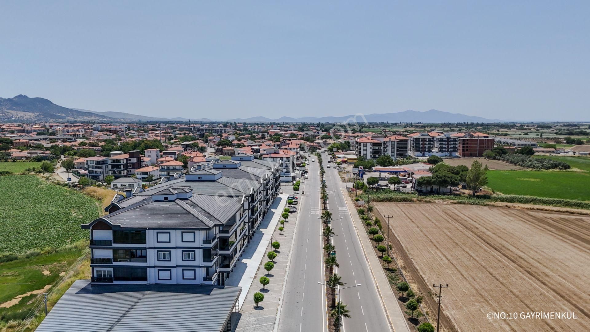 No:10 Gayrimenkul’den | Merkezi Konumda, Cadde Üstü, Oturmuş Site İçerisinde En Üst Kat 3+1 (130 M²)