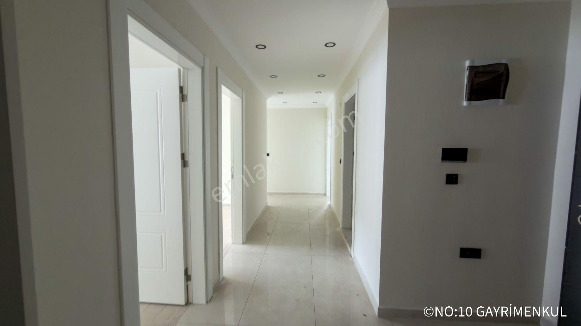 No:10 Gayrimenkul’den | Merkezi Konumda, Cadde Üstü, Oturmuş Site İçerisinde En Üst Kat 3+1 (130 M²) - Görsel 29