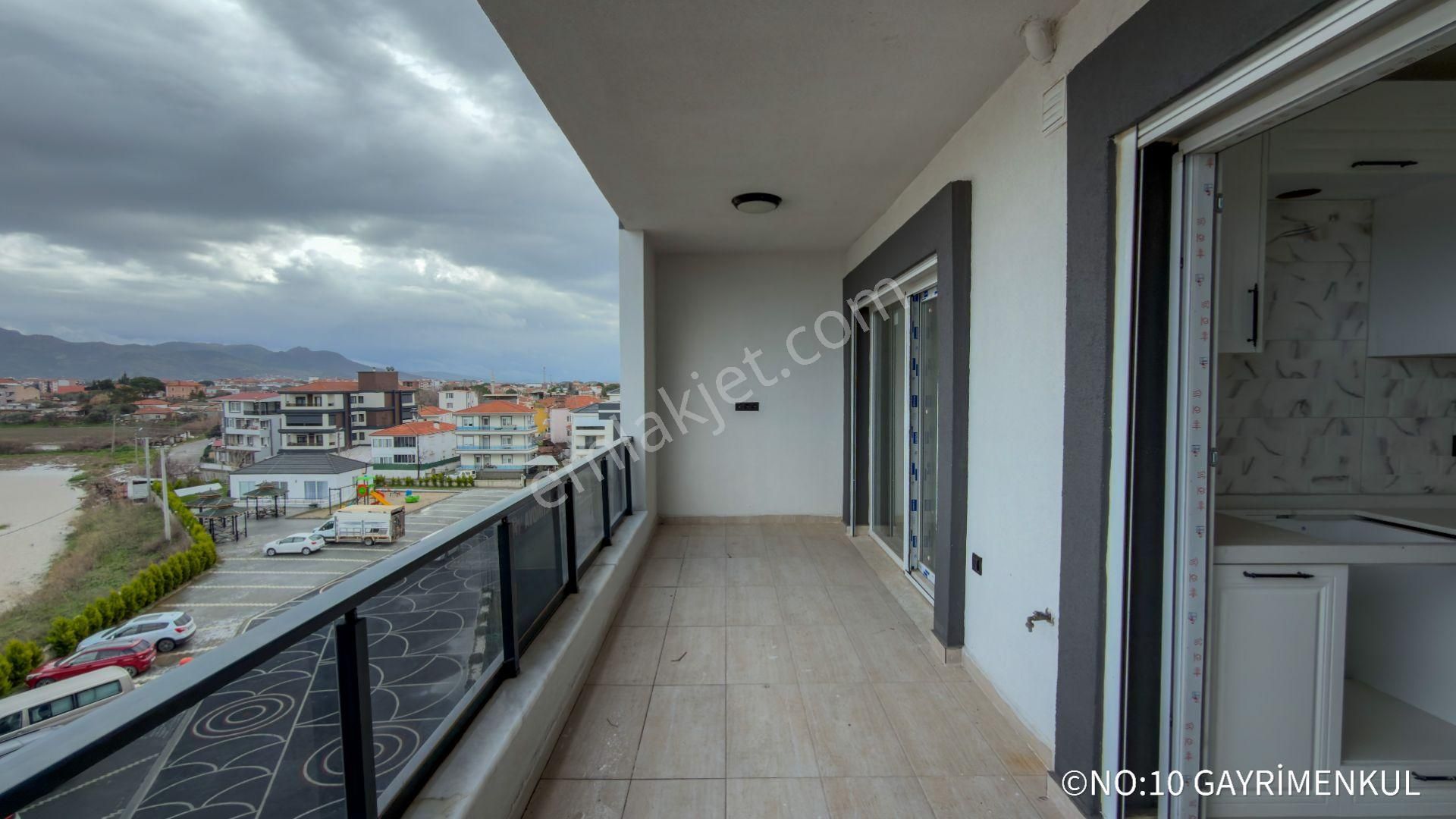 No:10 Gayrimenkul’den | Merkezi Konumda, Cadde Üstü, Oturmuş Site İçerisinde En Üst Kat 3+1 (130 M²) - Görsel 9