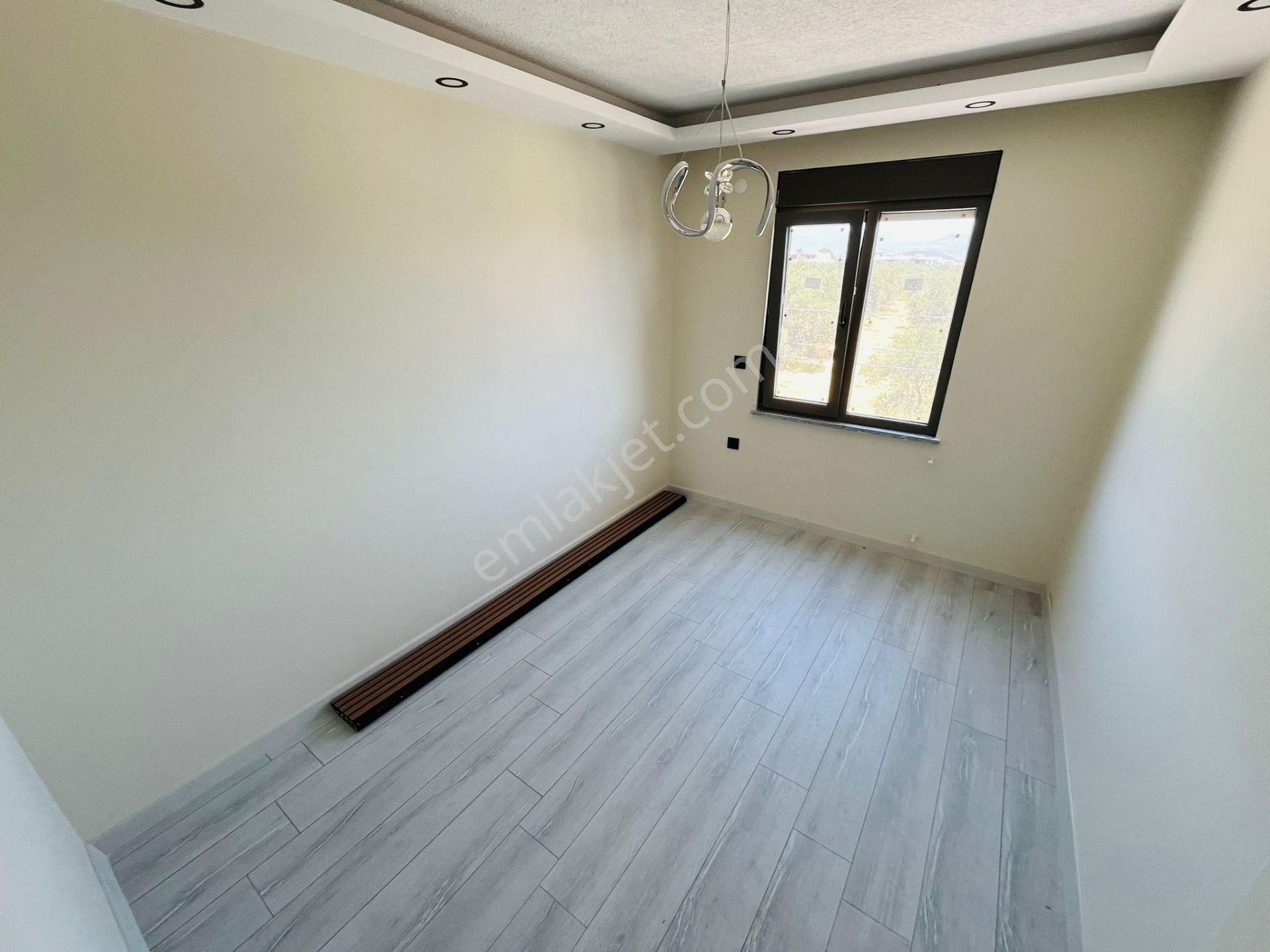 Yüksel'den Güre'de Satılık Ayrı Mutfaklı Geniş Teraslı Ultra Lüks 4+1'villa - Görsel 20