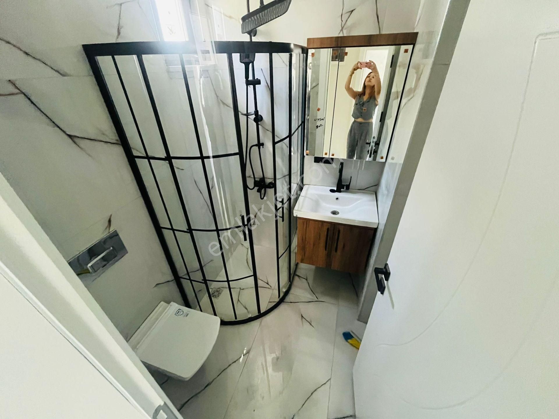 Yüksel'den Güre'de Satılık Ayrı Mutfaklı Geniş Teraslı Ultra Lüks 4+1'villa - Görsel 27